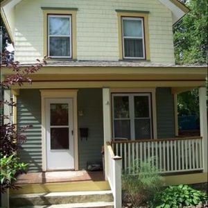 2 Bedrooms and 1 Bath for rent